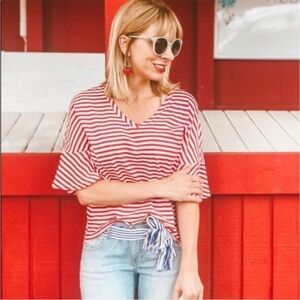 $66 CABI 5558 STRIPED SKIPPER TEE RED WHITE SHORT BELL SLEEVE VNECK SHIRT SMALL